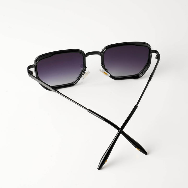 QUE ICONIC - MEDIUM - Aviator - Que Universe
