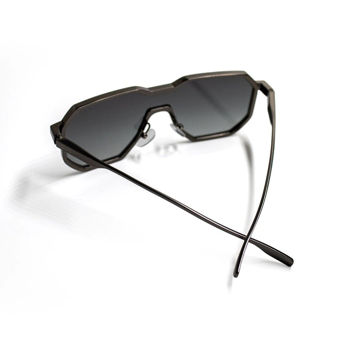 QUE KAVACH - Aviator - Que Universe
