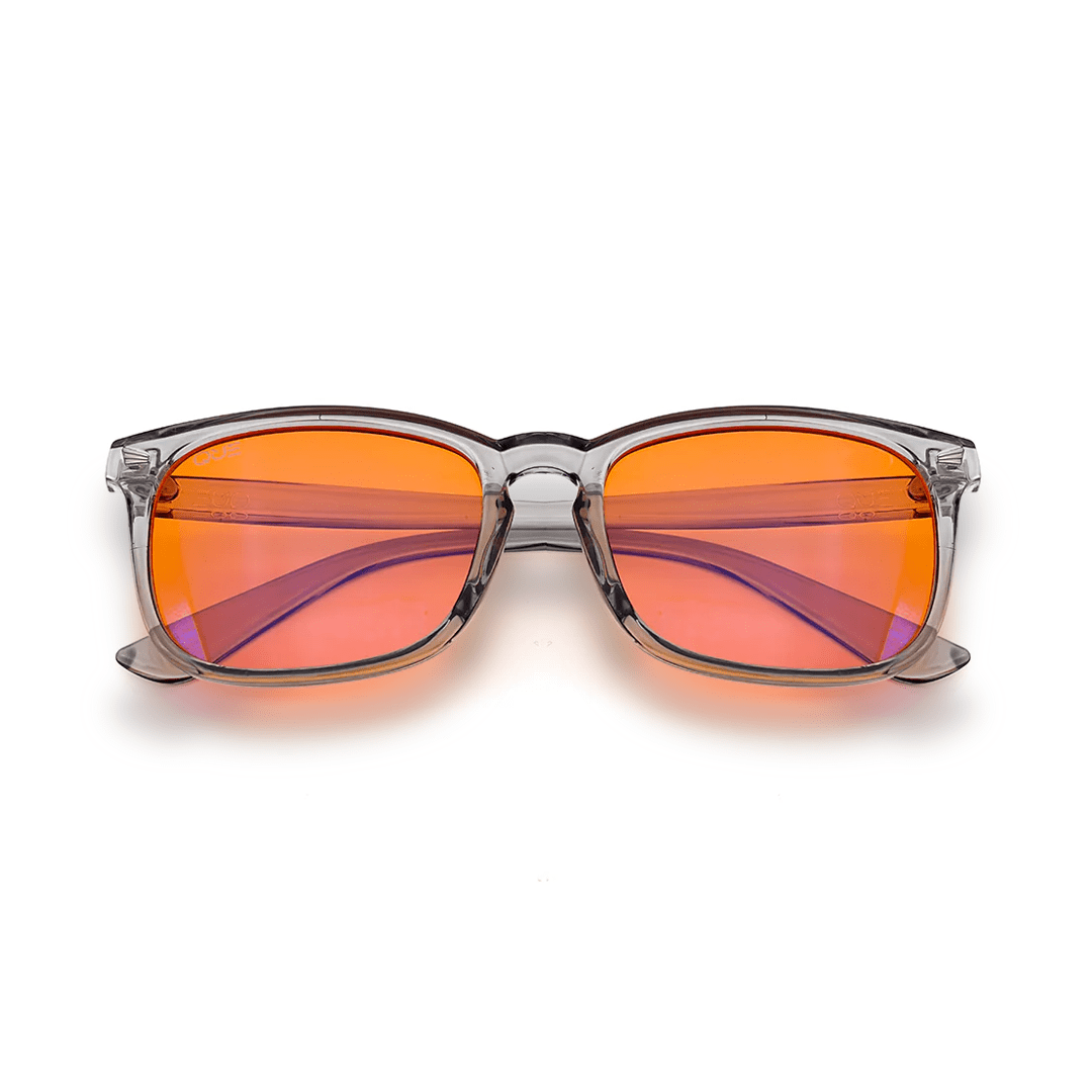 QUE LUCID - MEDIUM - Wayfarer - Que Universe