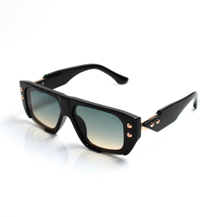 QUE MAX - MEDIUM - Wayfarer - Que Universe
