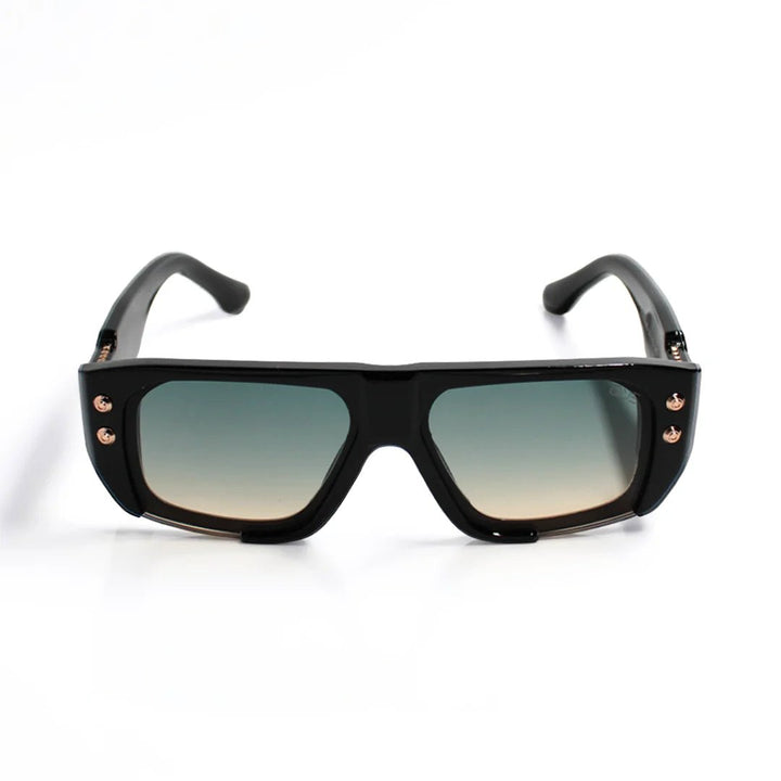 QUE MAX - MEDIUM - Wayfarer - Que Universe