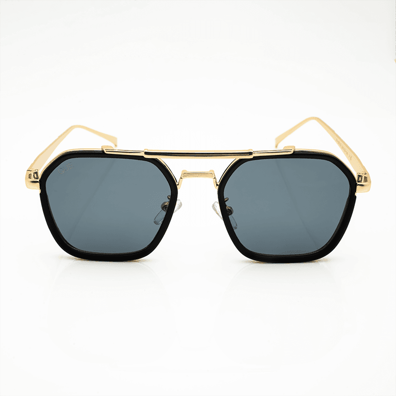 QUE METAL CLUB : MEDIUM - Aviator - Que Universe