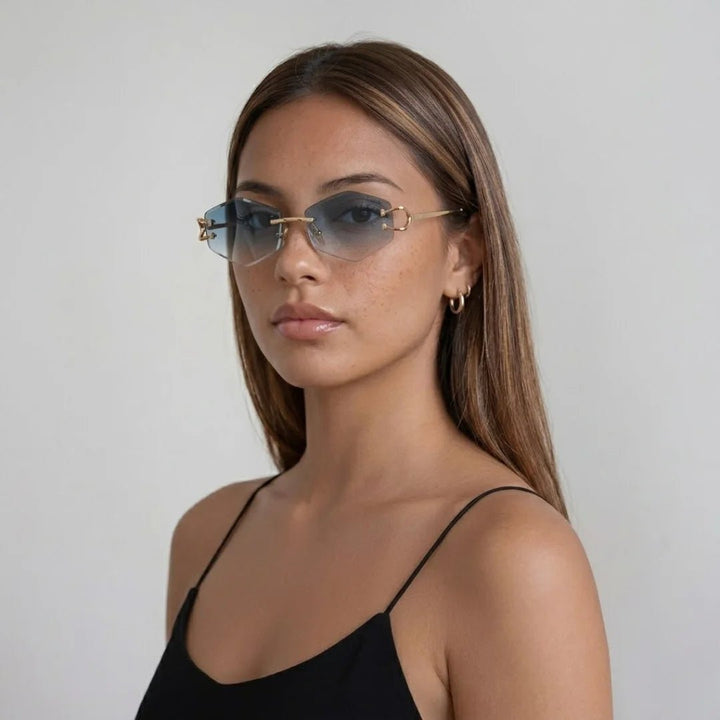 QUE PAVAN - Rimless - Que Universe
