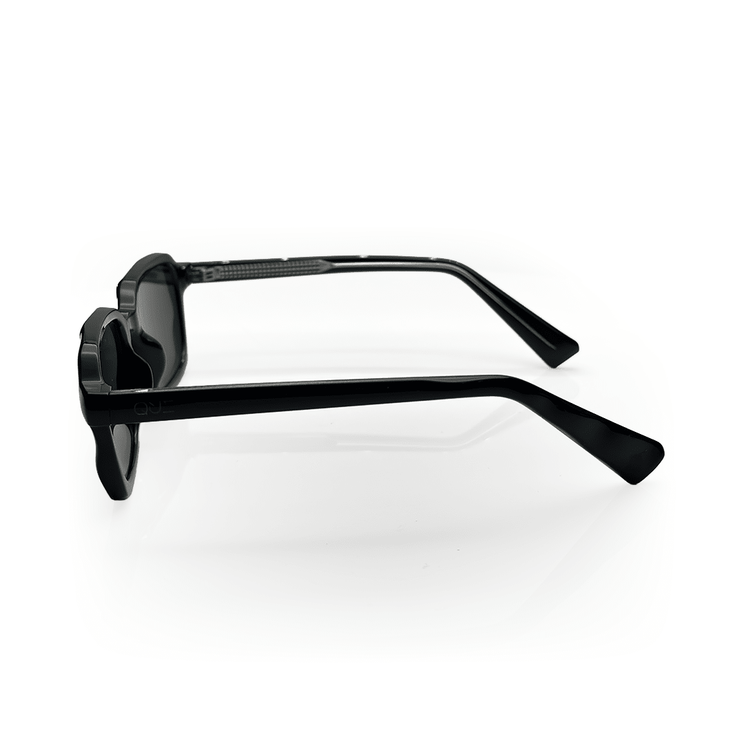 QUE RANIT - Wayfarer - Que Universe