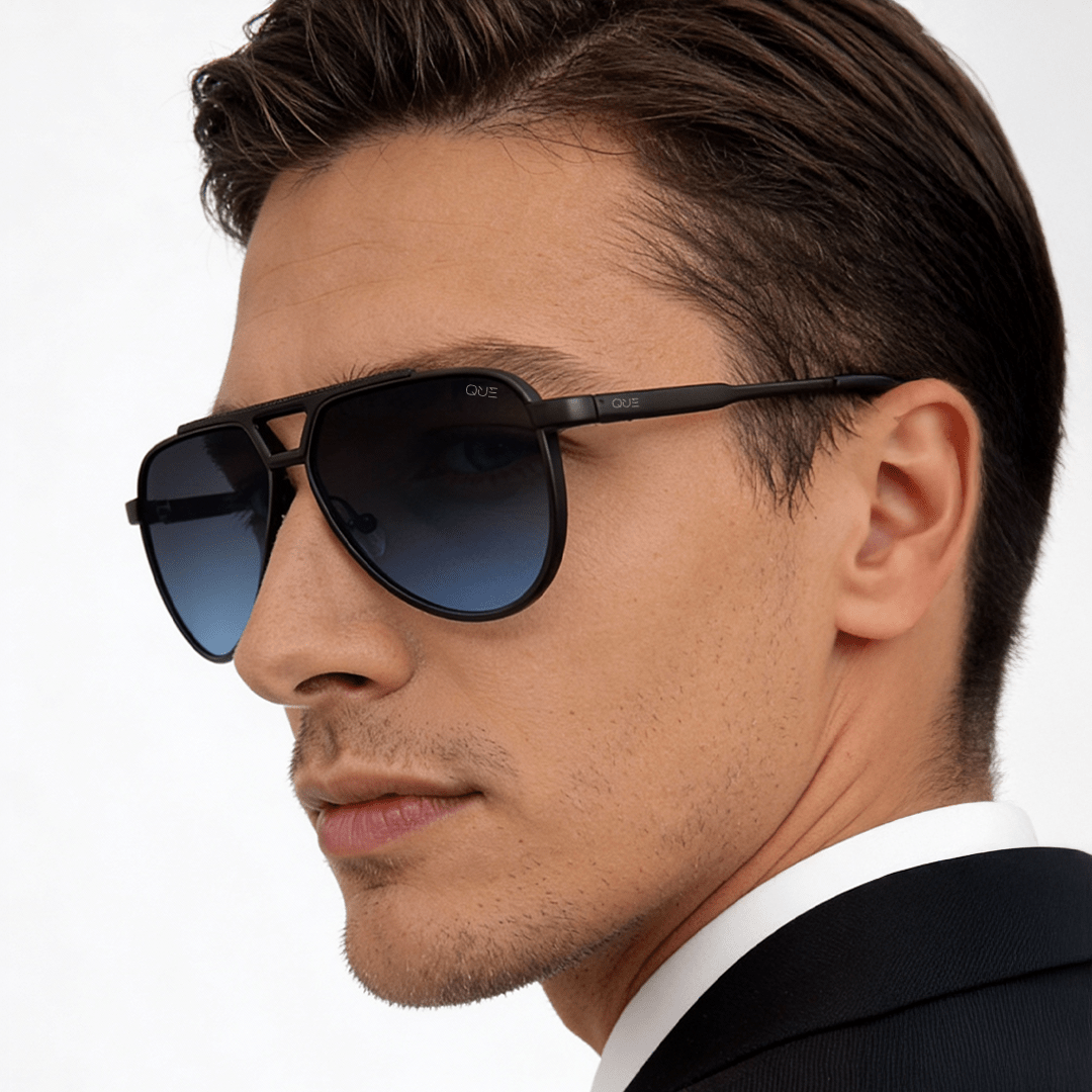 QUE SINDHU - Aviator - Que Universe