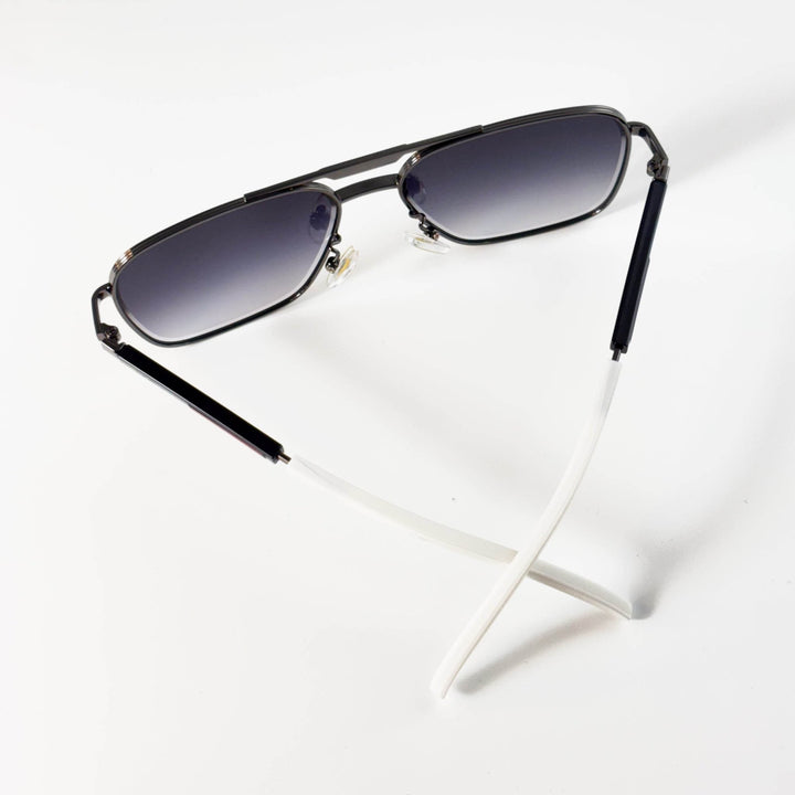 QUE SPRING HINGE : MEDIUM - Aviator - Que Universe