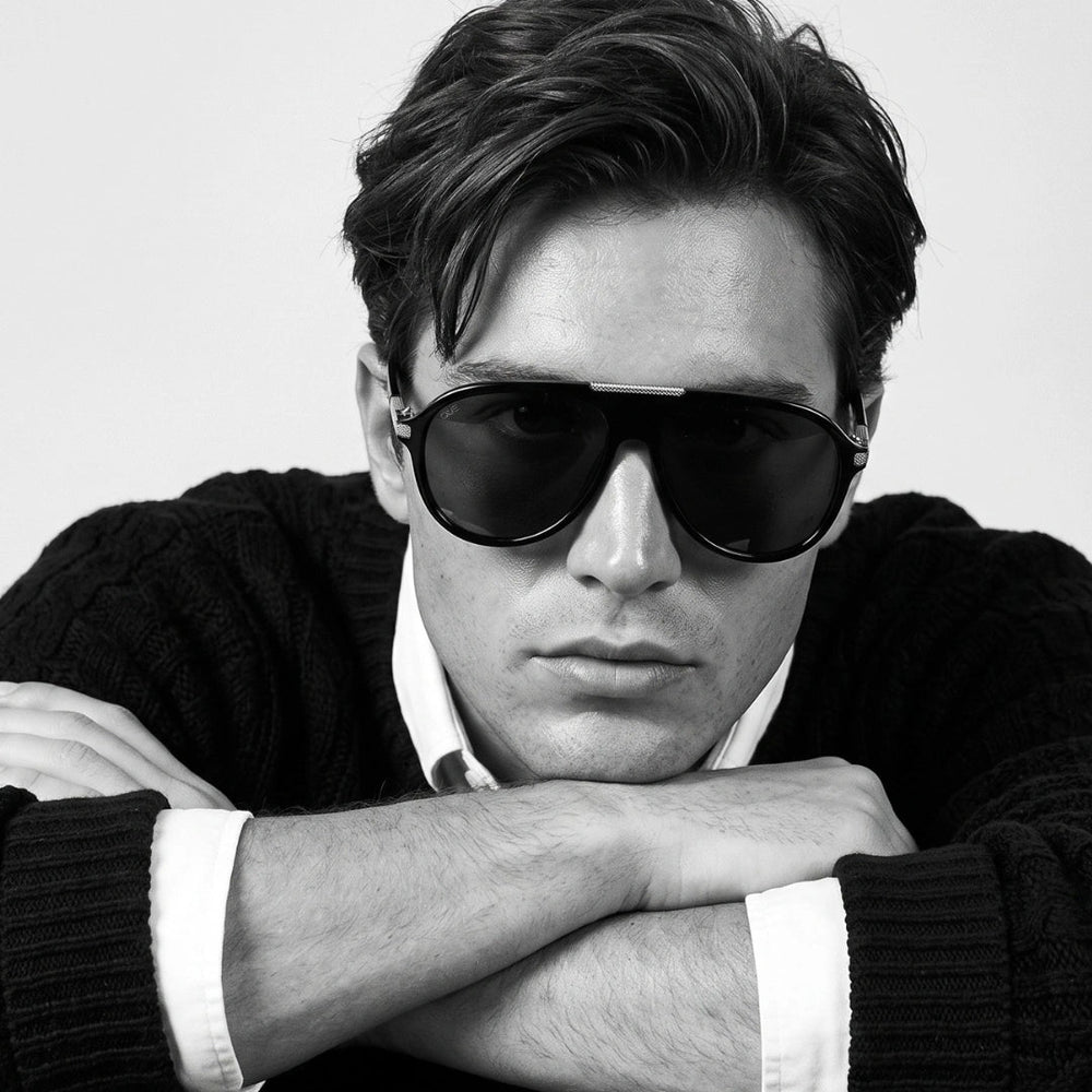 QUE STAMBH - Aviator - Que Universe