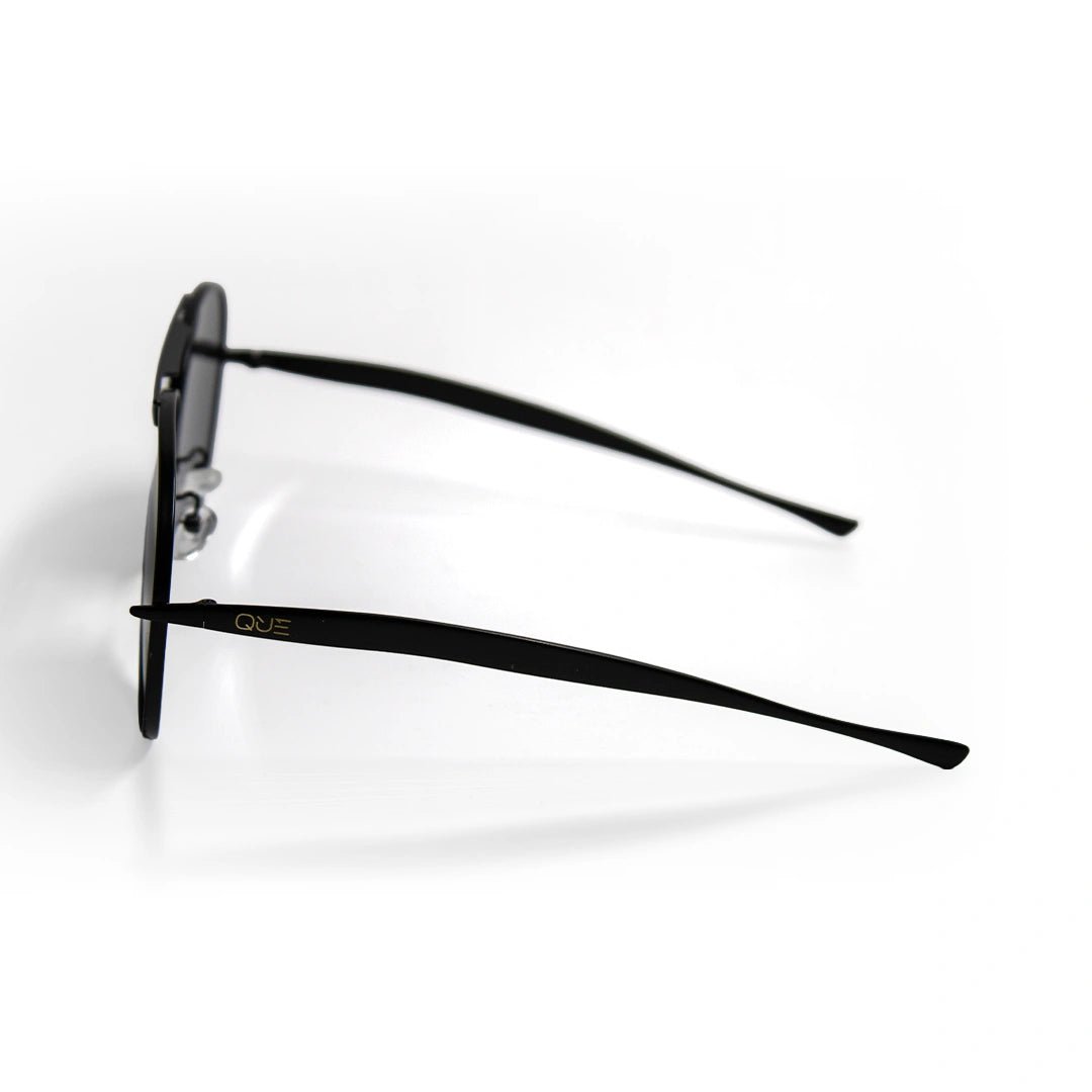 QUE STUDIO - MEDIUM - Aviator - Que Universe