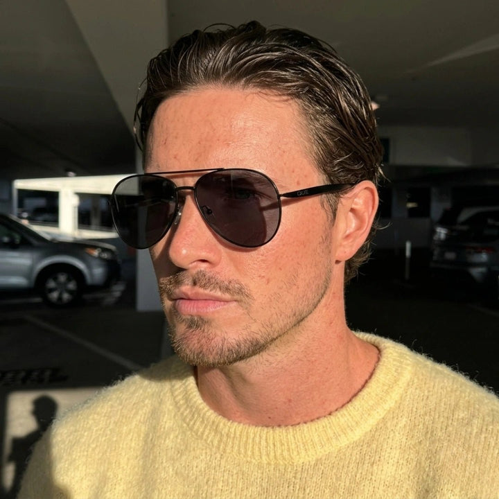 QUE STUDIO - MEDIUM - Aviator - Que Universe