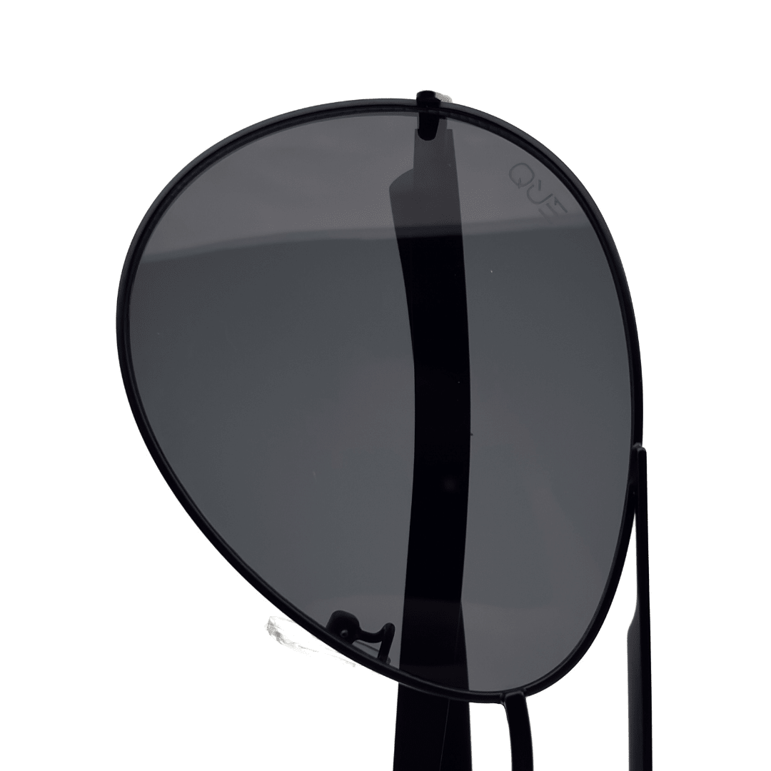 QUE STUDIO - MEDIUM - Aviator - Que Universe