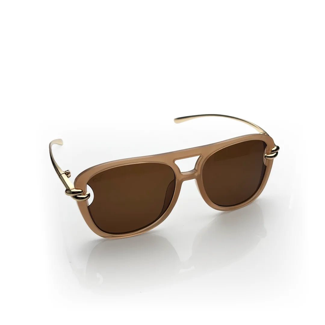 QUE SUNEHRA - Aviator - Que Universe