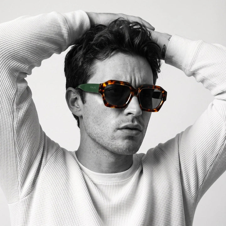 QUE VANA - Wayfarer - Que Universe