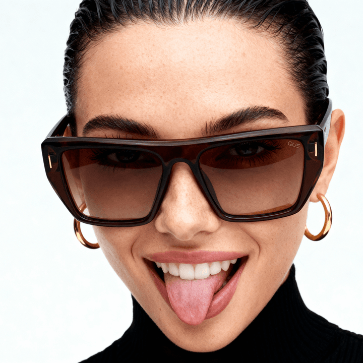 QUE VINT CLASSIC - MEDIUM - Wayfarer - Que Universe