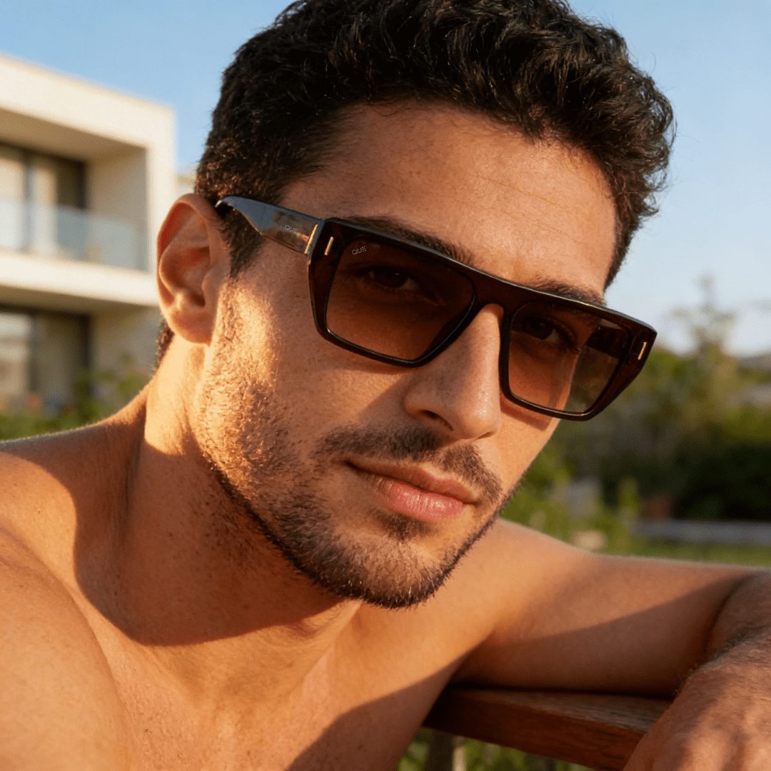 QUE VINT CLASSIC - MEDIUM - Wayfarer - Que Universe