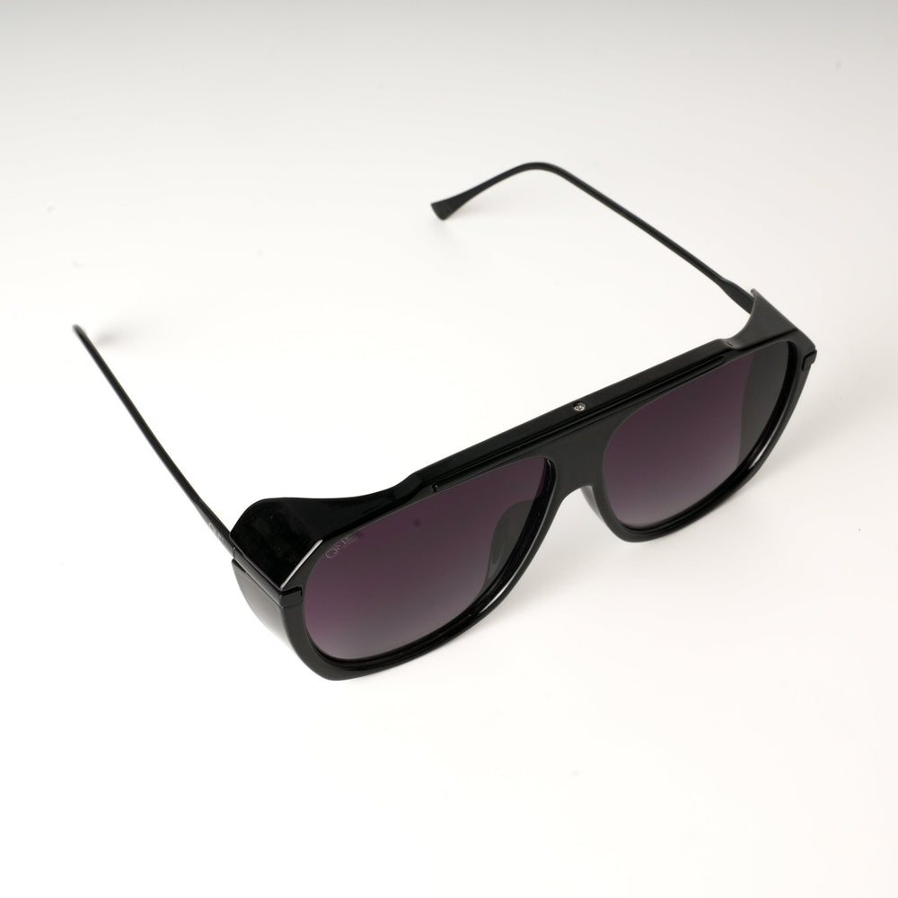 QUE VINTAGE VAULT - LARGE