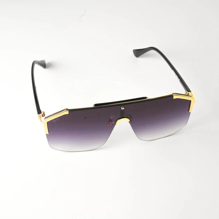 QUE VISHAAL - Aviator - Que Universe