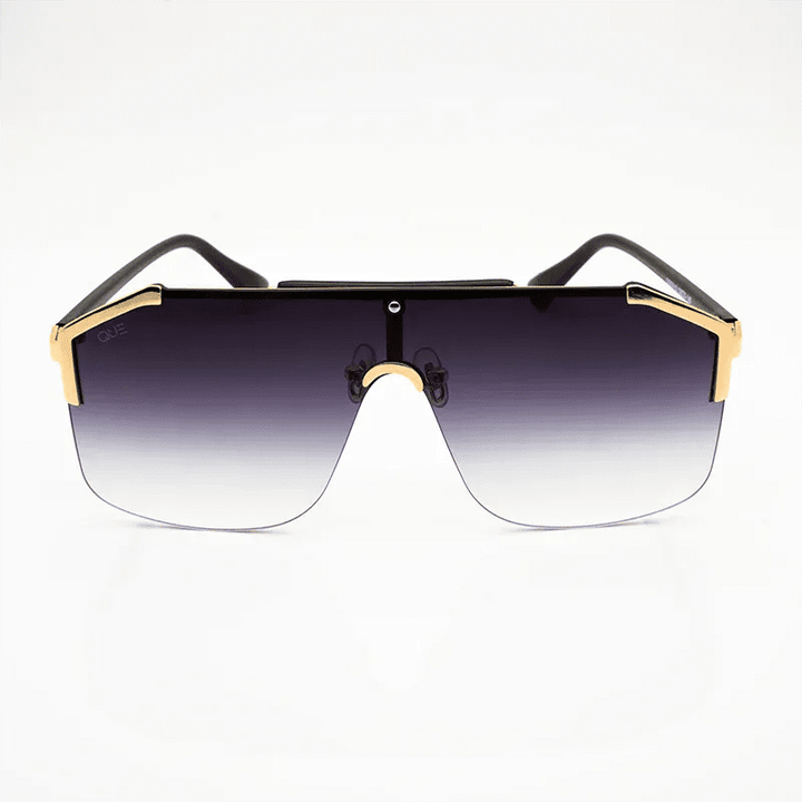 QUE VISHAAL - Aviator - Que Universe