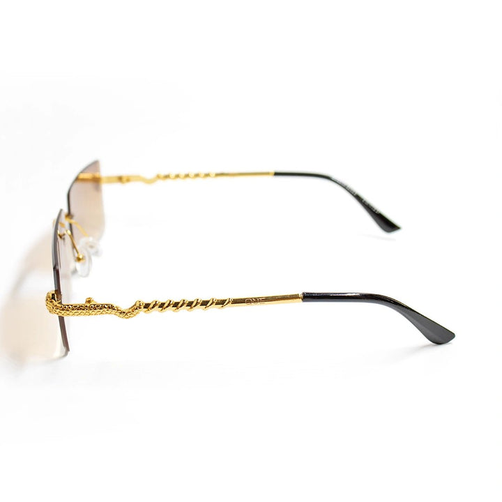 QUE ZARRAH - Wayfarer - Que Universe