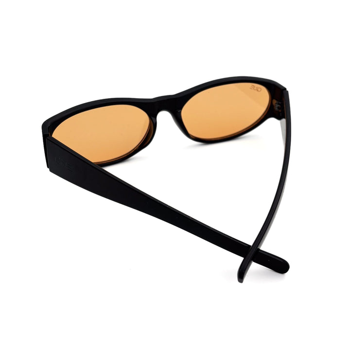 QUE ZOOM: MEDIUM - Wayfarer - Que Universe