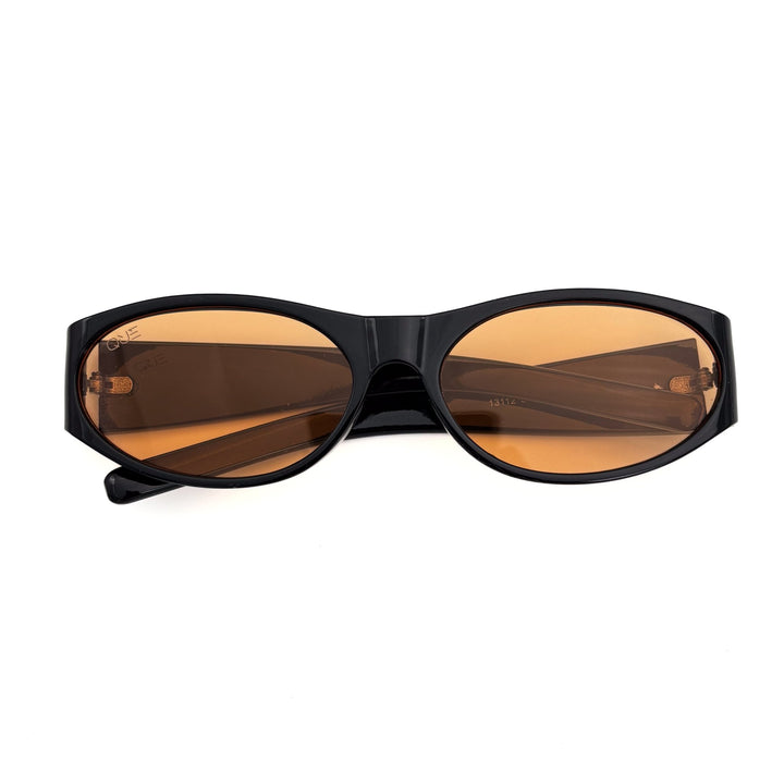 QUE ZOOM: MEDIUM - Wayfarer - Que Universe