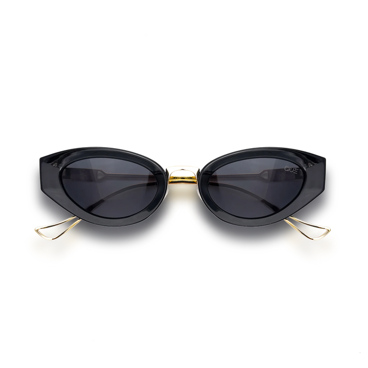 QUE VELVET EDGE - MEDIUM